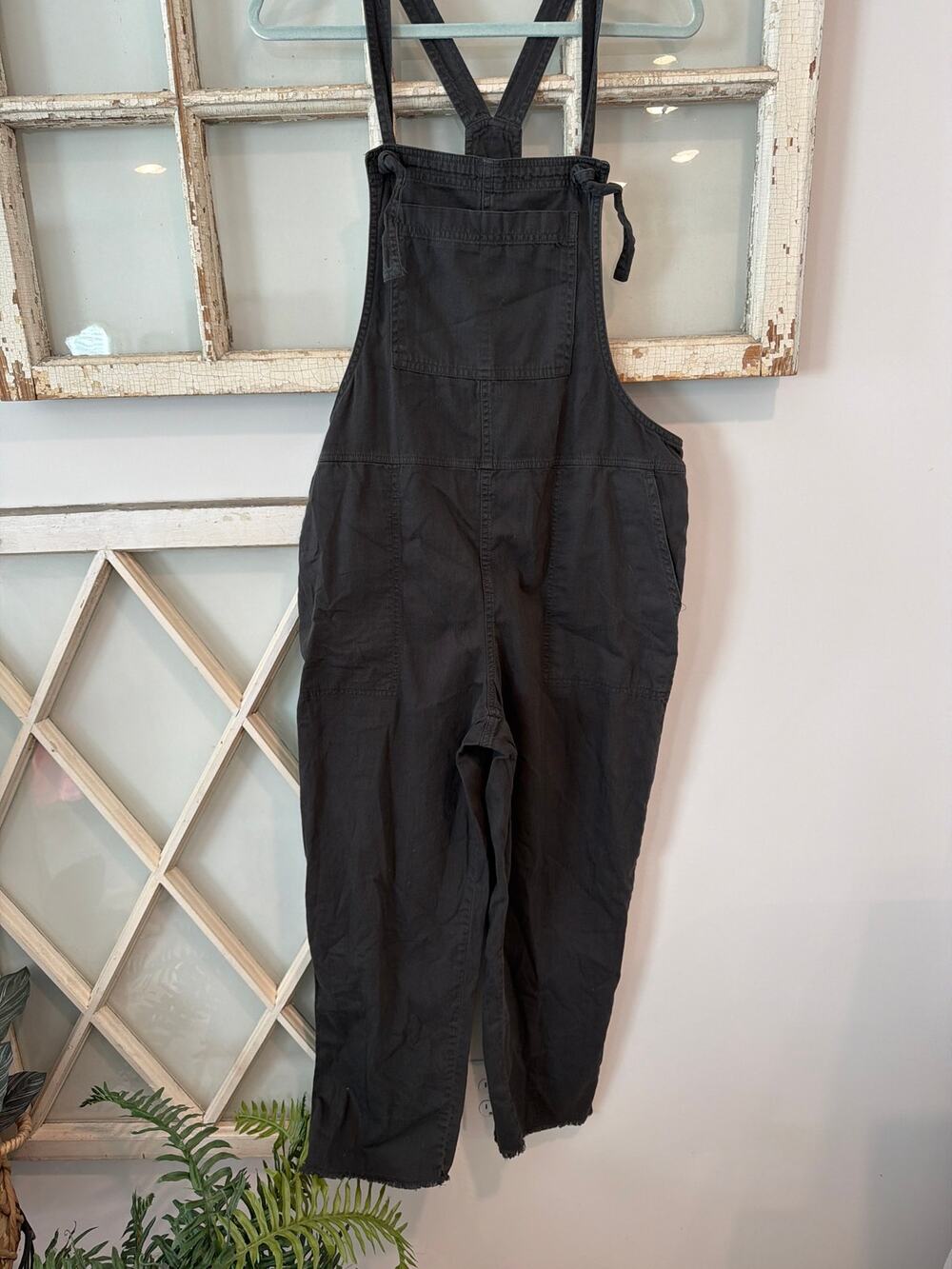 Aerie size medium charcoal gray overalls